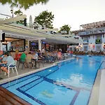 Hotel Istankoy 3*
