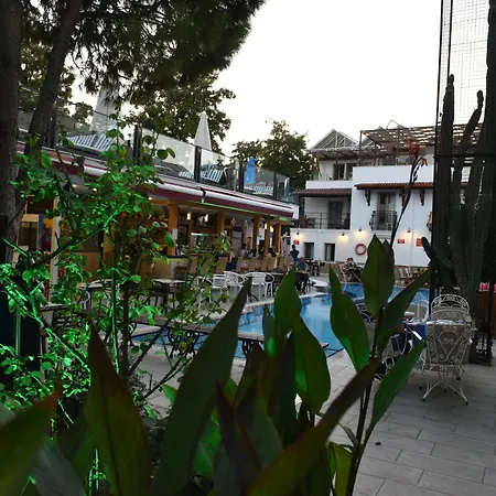 Istankoy Hotel 3*